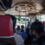 Trajet en bus local, retour au stade oral