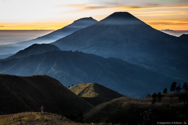 Depuis le Gunung Prahu sur le plateau de Dieng