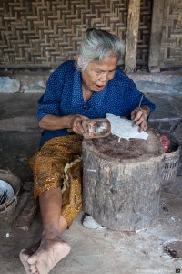 Travail de la peau de buffle