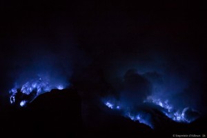 Flammes bleues du Kawah Ijen