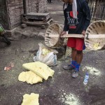 Ijen : un plateau et un volcan en vert et jaune